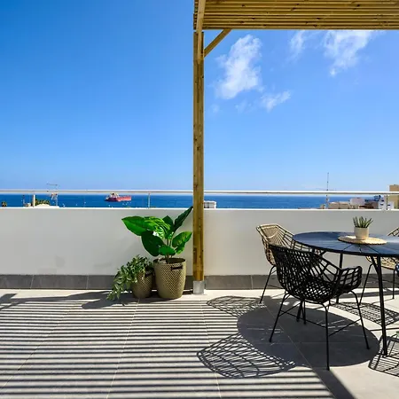 Apartahotel Vegueta Rooftop