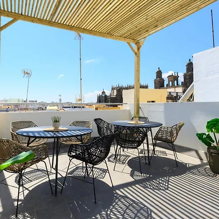 Apartahotel Vegueta Rooftop *