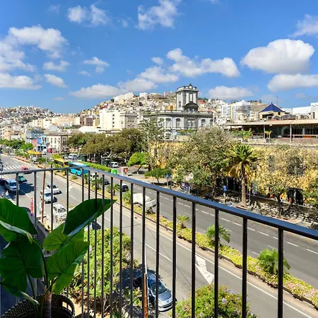 Vegueta Rooftop Aparthotel